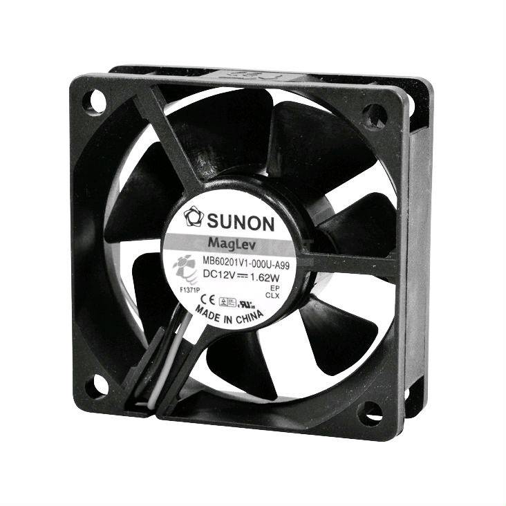 Ventilateur Sunon, modèle MagLev. Boîtier carré noir avec cinq pales et spécifications techniques imprimées.