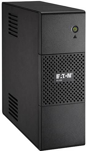 Un onduleur noir de la marque Eaton avec des fentes de ventilation et un bouton d'alimentation vert sur l'avant.