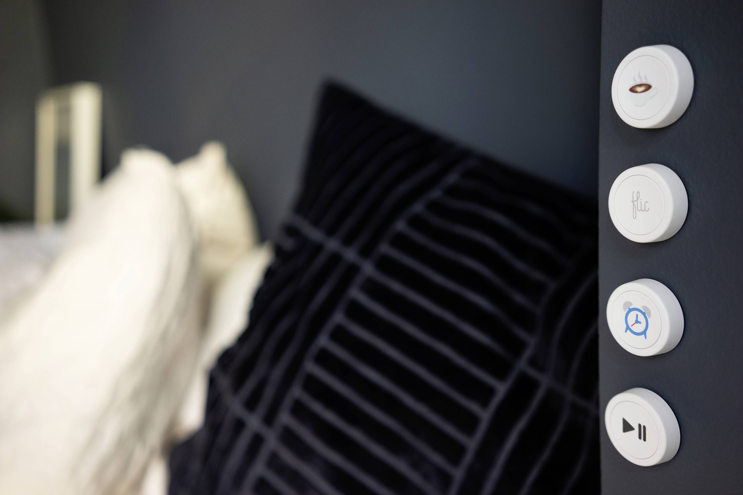 FLIC Kit de démarrage KW-10P-40S Apple HomeKit, Alexa