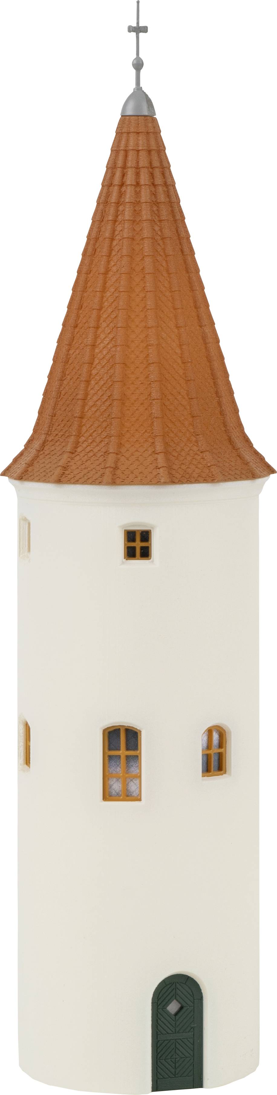 Tour blanche avec un toit rouge et une porte verte, plusieurs fenêtres étroites. Sommet de la tour surmonté d'une antenne métallique.