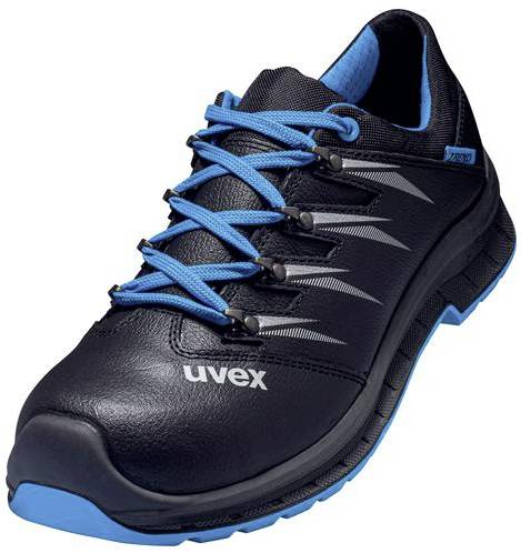 Une chaussure de sécurité noire avec des détails bleus et des lacets. Le logo Uvex est visible sur le côté.