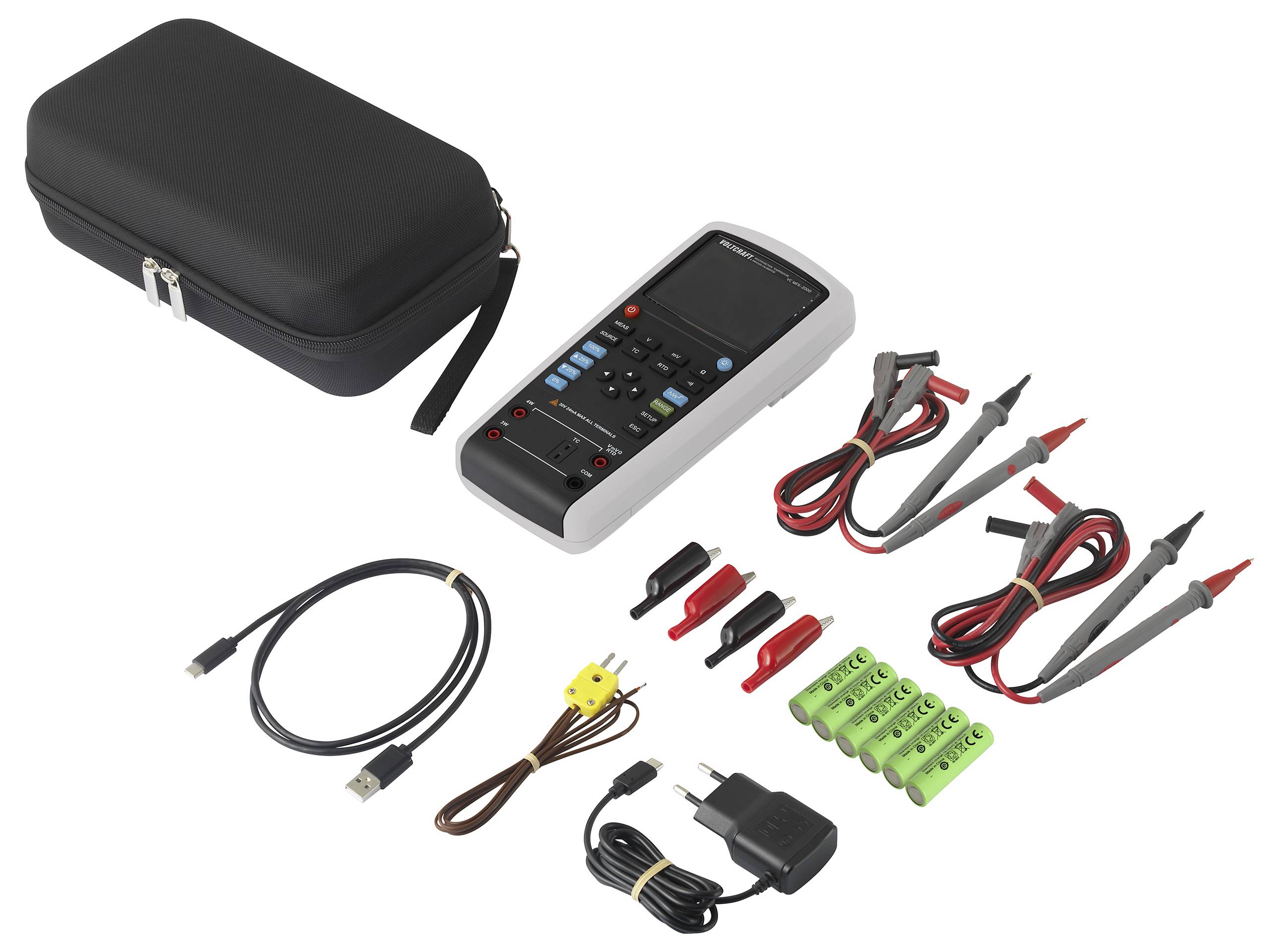 Un ensemble de multimètre numérique comprenant un coffret, des câbles de mesure, des pinces crocodiles, des batteries, un câble USB, un capteur de température et un adaptateur secteur.