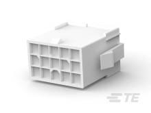 Un connecteur blanc rectangulaire avec plusieurs prises carrées disposées en motif de grille, vu en perspective légèrement de dessus.