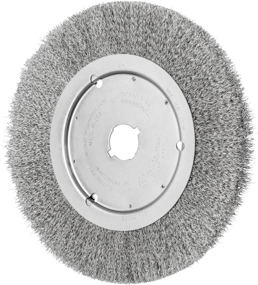 Un embout de brosse métallique circulaire avec des poils en acier denses, principalement utilisé pour le nettoyage de surface des métaux.
