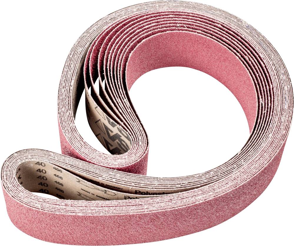 Un ruban de ponçage rouge enroulé en boucle. La surface présente une texture granuleuse, indiquant un grain grossier.