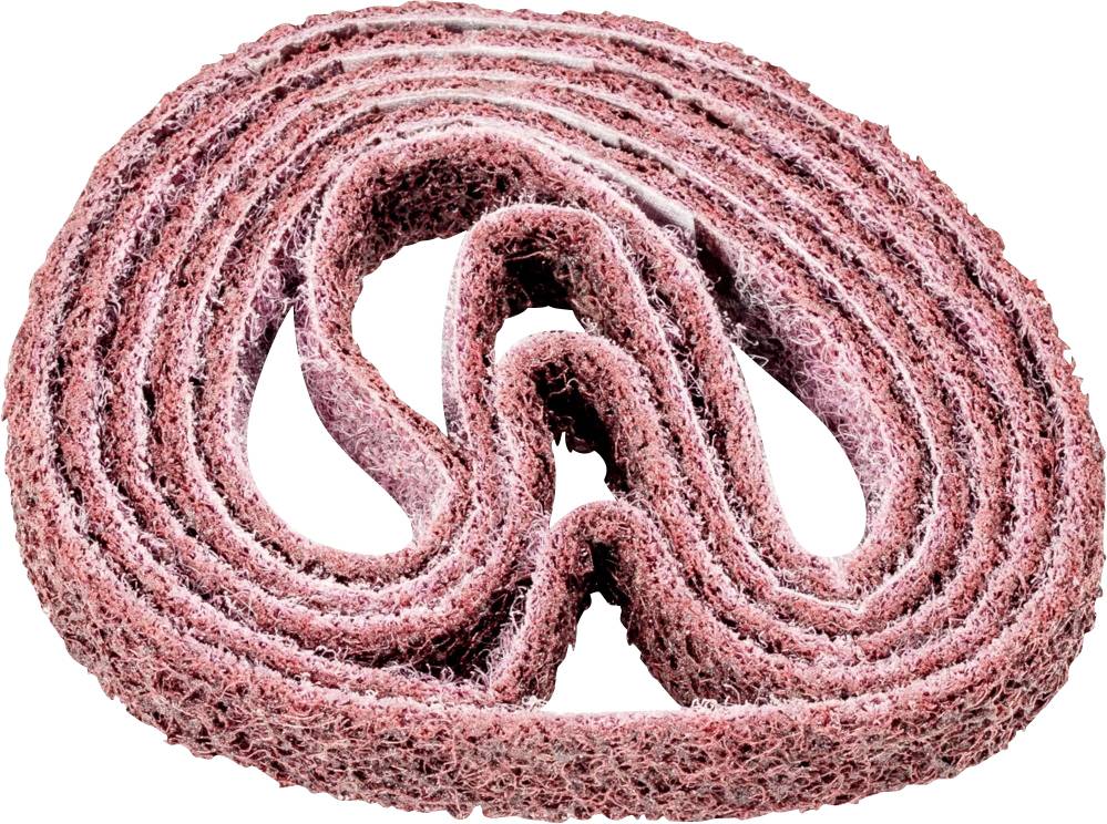 Un rouleau de papier abrasif enroulé, à texture rugueuse et rouge, utilisé pour le ponçage de bois ou de métal.