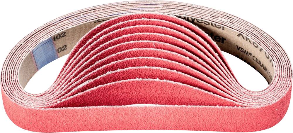 Pile de bandes abrasives rouges en forme incurvée.