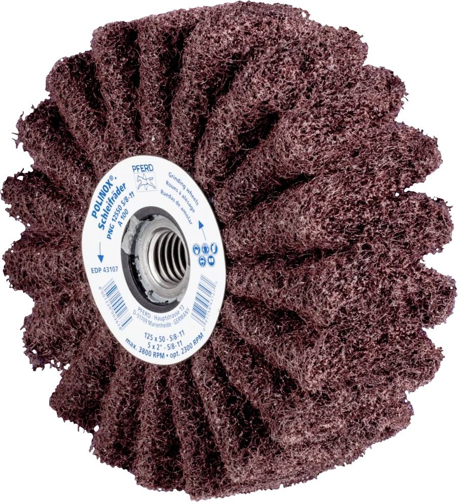 Brosse métallique avec faisceau de fibres ondulées rouges et fixation centrale, adaptée au nettoyage et au traitement de surface.