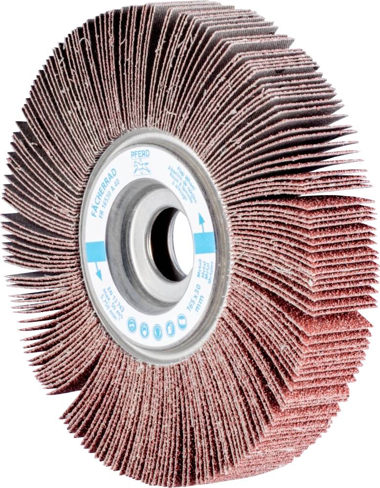 Roue à lamelles abrasives composée de plusieurs lamelles abrasives, disposées radialement autour d'un moyeu métallique, pour le traitement de surface de matériaux.