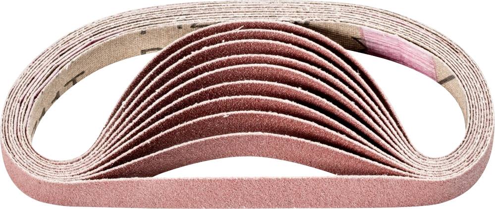 Une pile de bandes abrasives de couleur rouge, légèrement éventées, montre le revêtement abrasif des bandes pour machines à poncer.