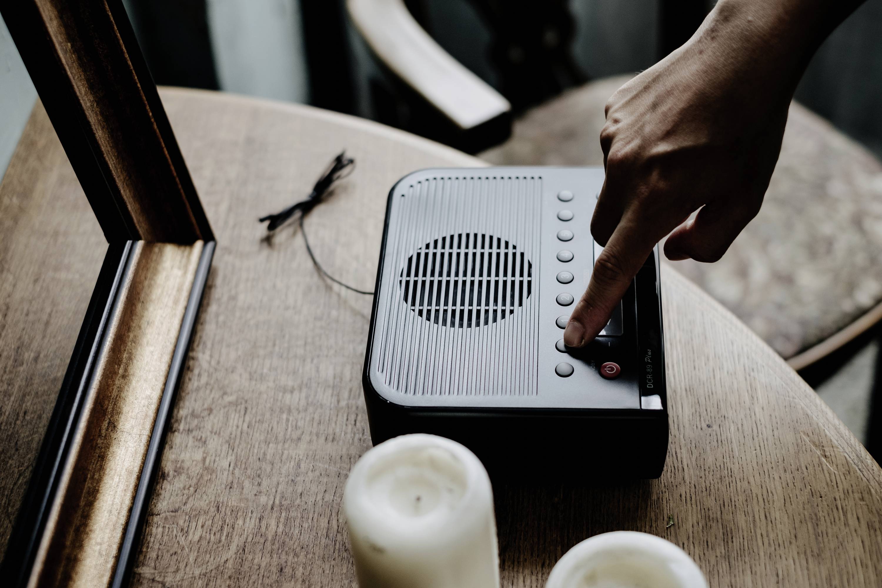 Sangean DCR-89+ Radio-réveil DAB+, FM AUX, USB fonction réveil noir