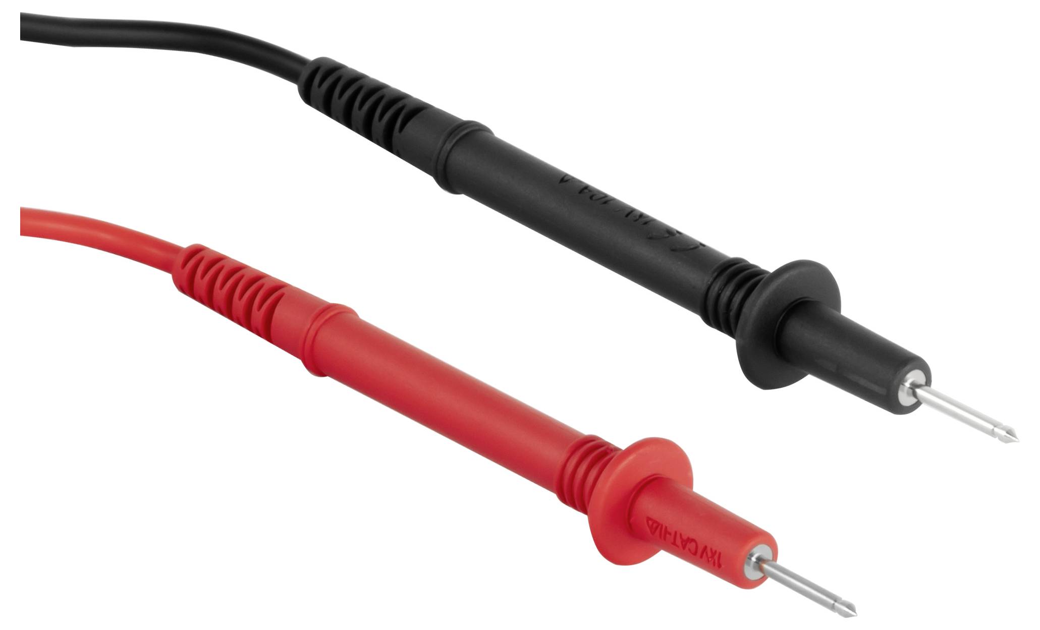 Sondes de test de multimètre rouge et noir avec des pointes métalliques pointues, présentées côte à côte sur un fond blanc.