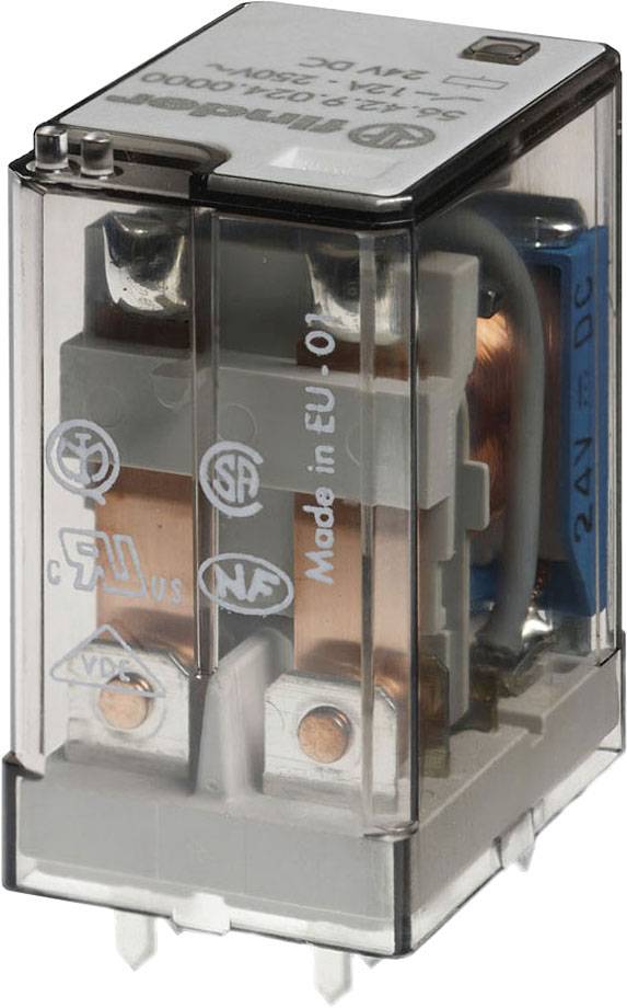 Un relais transparent avec des contacts métalliques visibles et une bobine bleue ; marqué '24V DC'. Pour circuits électriques.