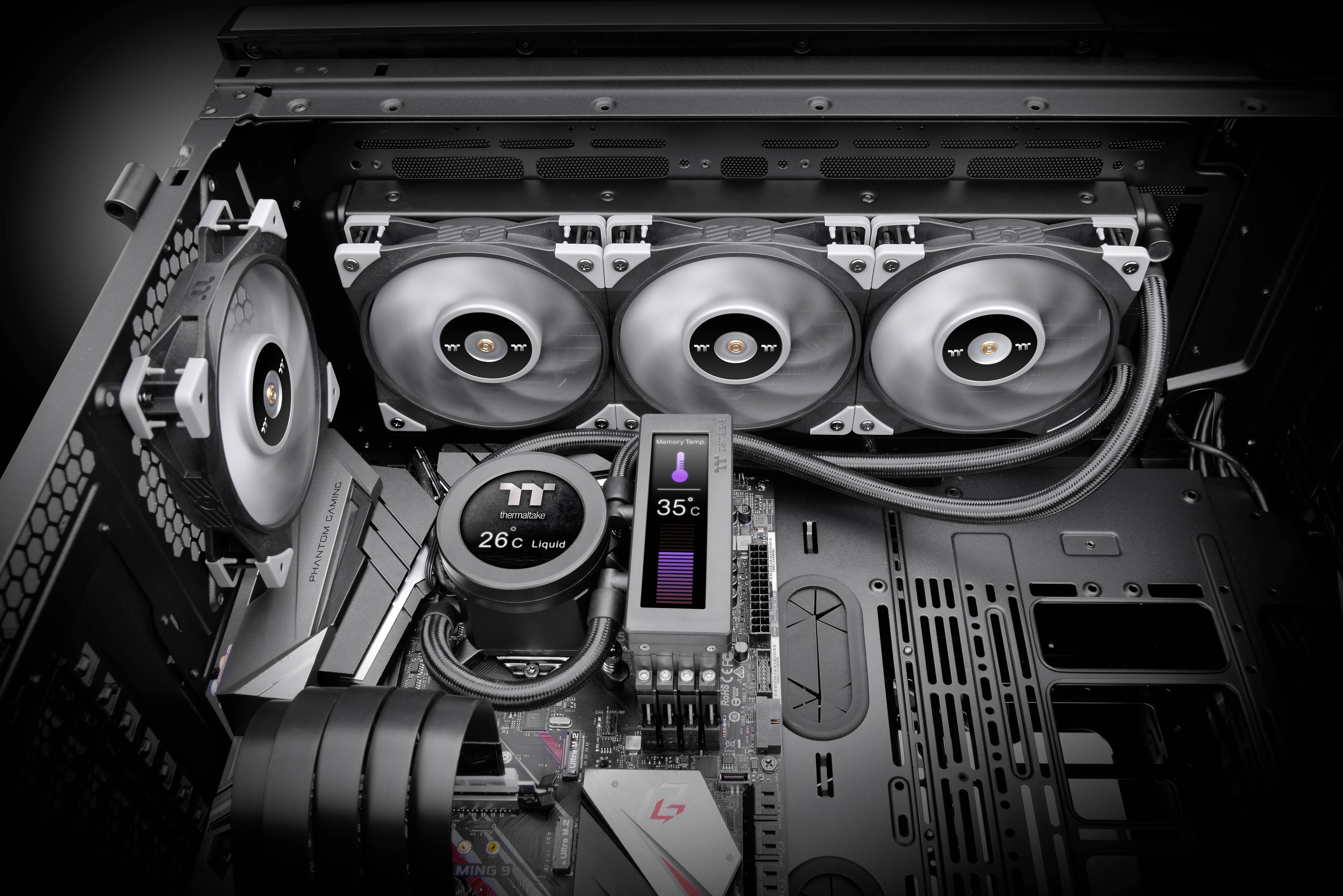 Thermaltake Floe RC Ultra 360 Système de refroidissement à l'eau pour PC