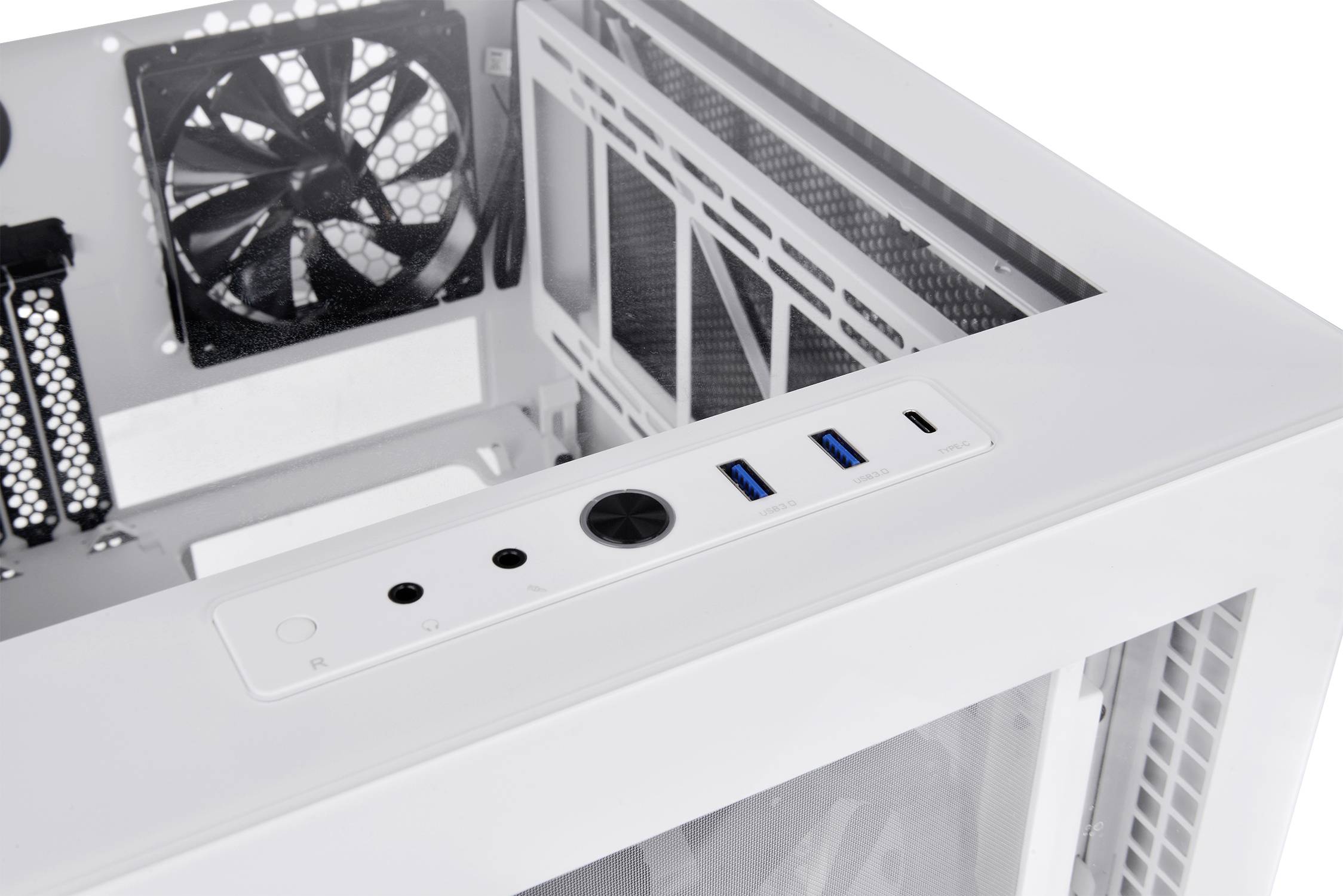 Boîtier d'ordinateur blanc avec deux ports USB et un ventilateur.