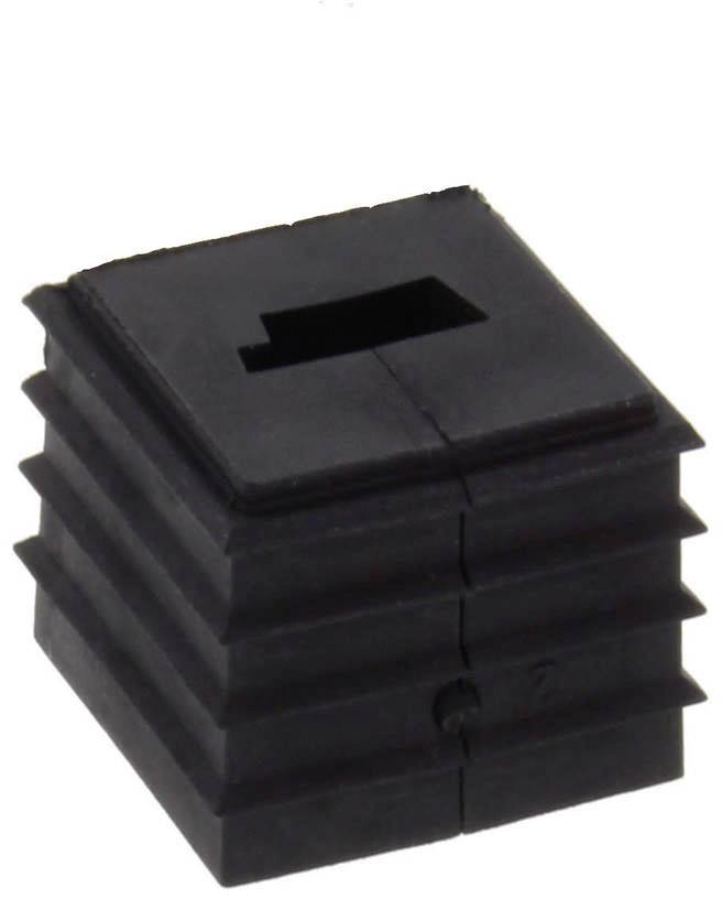 Un embout en plastique noir, carré, avec des côtés rainurés et une ouverture rectangulaire au sommet, probablement un embout de pied de meuble.