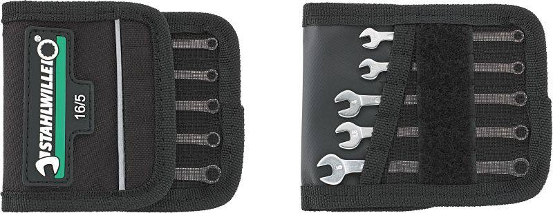 Un ensemble de cinq clés à fourche dans un étui noir et pliable de STAHLWILLE, ouvert par une fermeture velcro, bien visible.