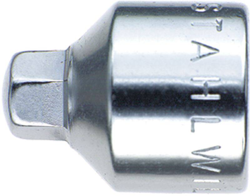 Un adaptateur en argent, cylindrique, portant l'inscription 'STAHLWILLE'.