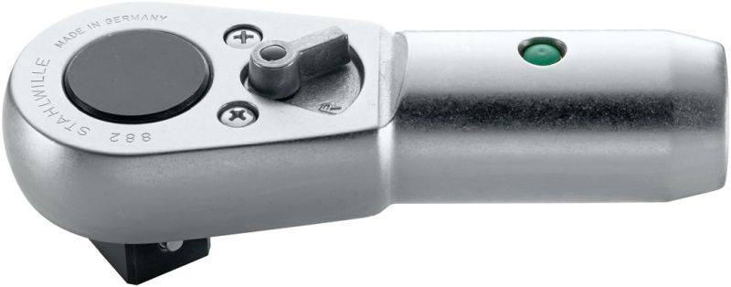 Un embout de clé dynamométrique couleur argent avec un bouton vert et un marquage « Made in Germany ».