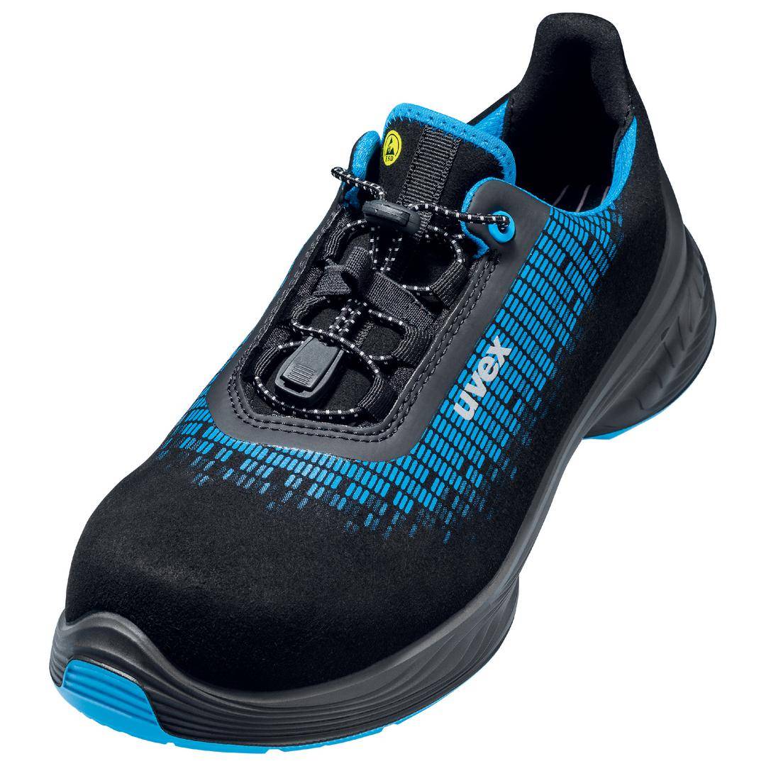 Chaussure noire avec des accents bleus et le logo 'uvex' blanc. Laçage élastique pour un enfilage facile. Adapté aux activités sportives.