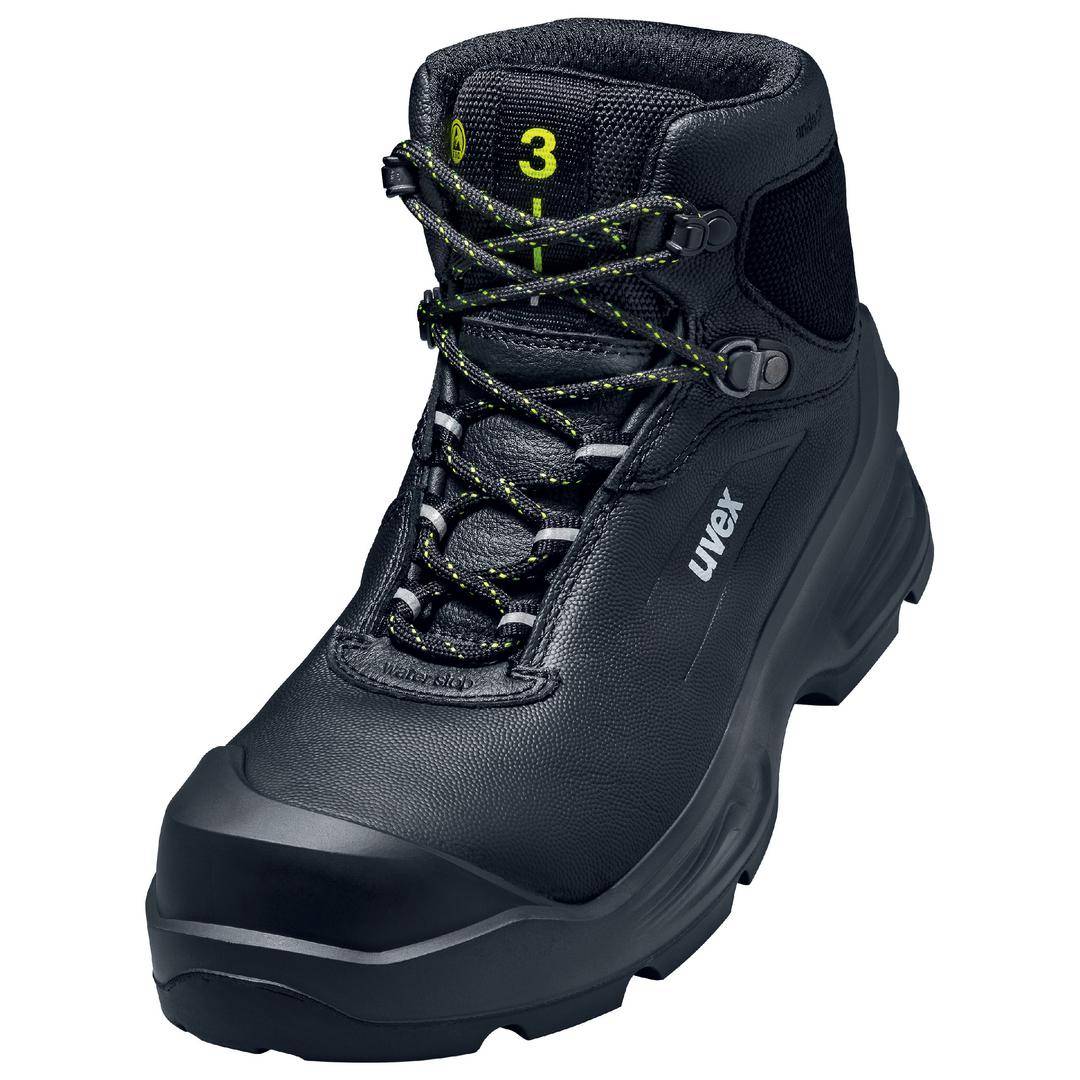 Une chaussure de sécurité noire à lacets, fabriquée avec des matériaux robustes, portant le numéro '3' sur la languette et avec le nom de la marque visible sur le côté.