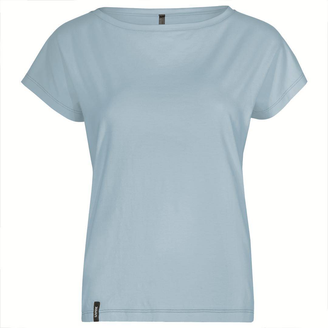 Un t-shirt simple, bleu clair, sans impression ni motif.
