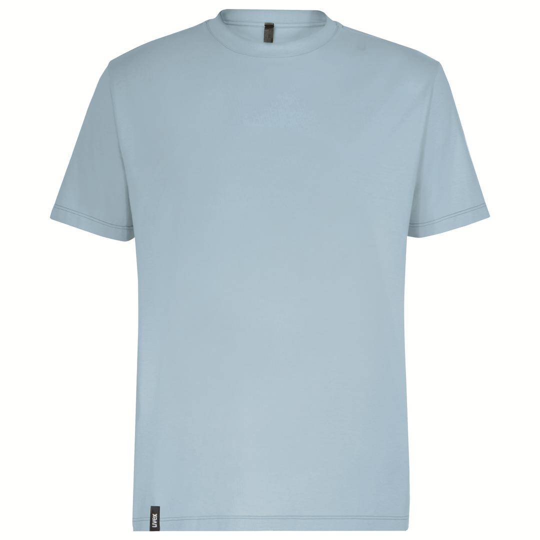 Un t-shirt en coton bleu clair à coupe courte et col rond, sans motifs ni impressions visibles.
