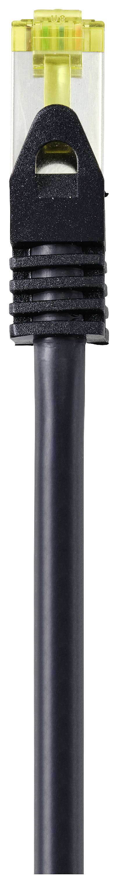 Un câble Ethernet noir avec connecteur RJ45, souvent utilisé pour la connexion Internet dans les réseaux informatiques.