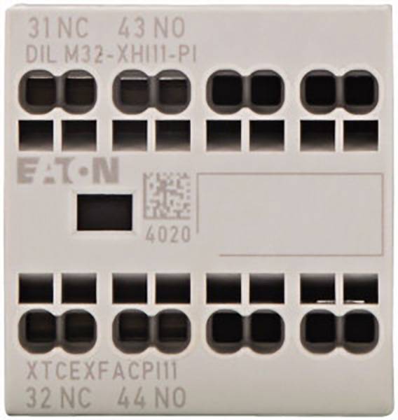 'Boîtier d'un composant électrique d'Eaton, modèle DIL M32-XHI11-PI. Contient plusieurs ouvertures de raccordement pour les connexions de câbles.'