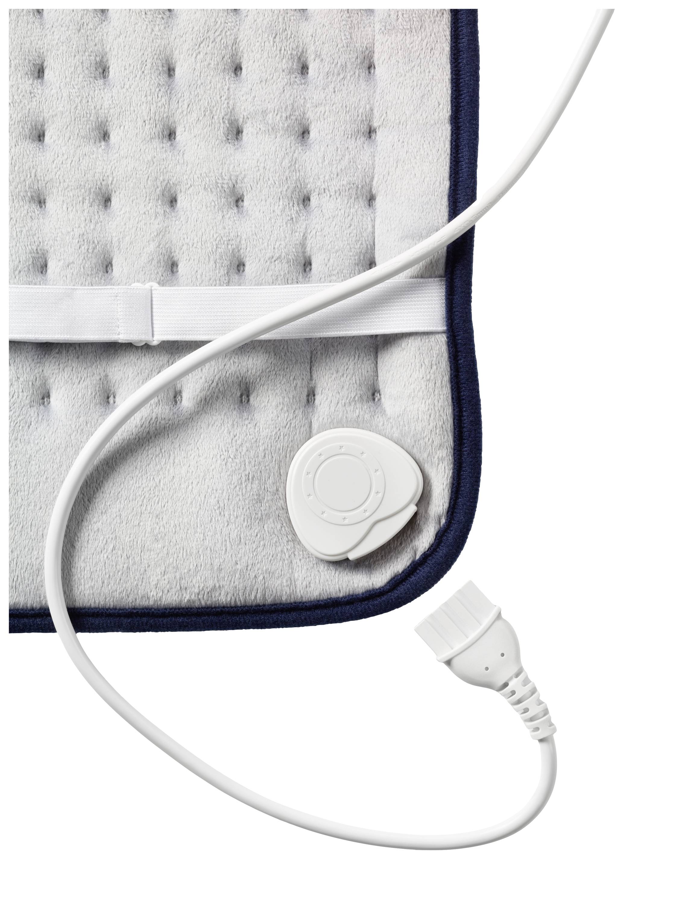 Un coussin gris chauffant avec câble et prise. Bouton de commande sur le bord du coussin, entouré d'un bord bleu foncé.