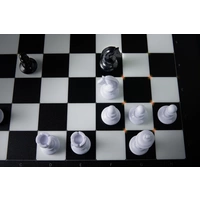 Millennium eONE Jeu d'échecs électronique Bluetooth® + USB Millennium eONE Jeu d'échecs électronique Bluetooth® + USB