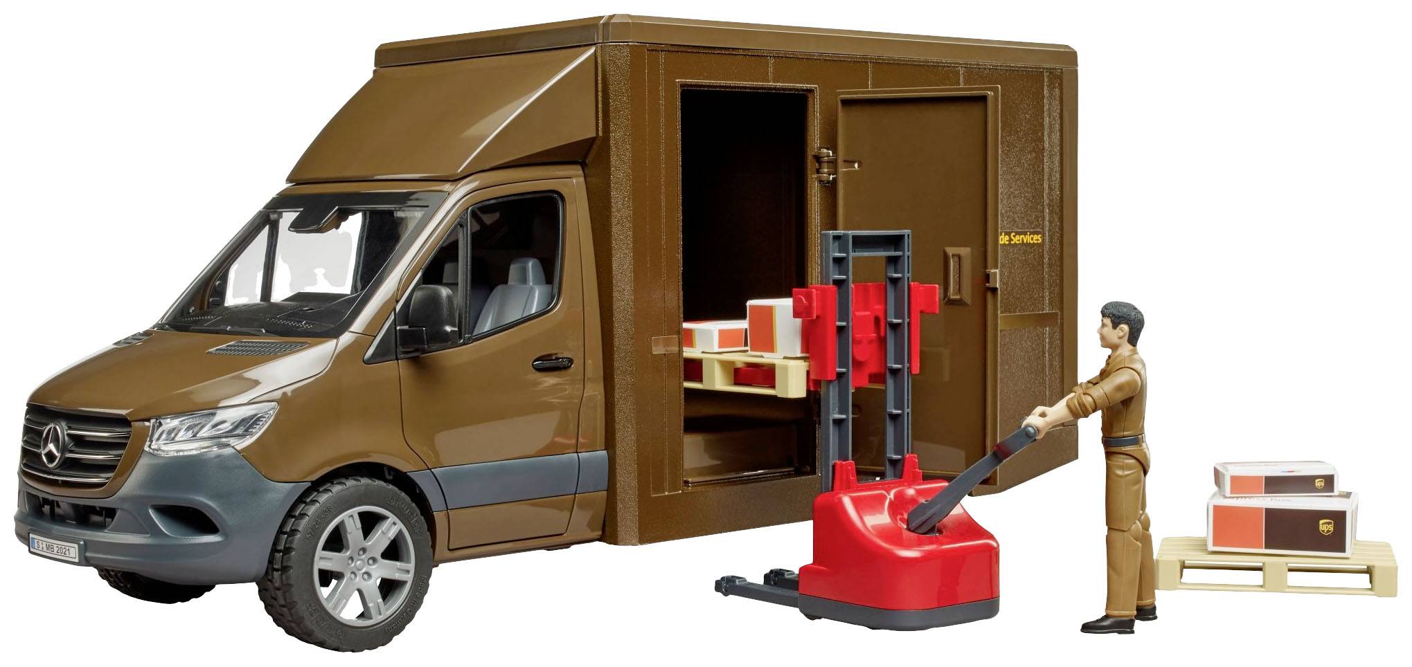 Un fourgon marron avec la porte latérale ouverte. Une figurine conduit un chariot élévateur rouge et charge des cartons.