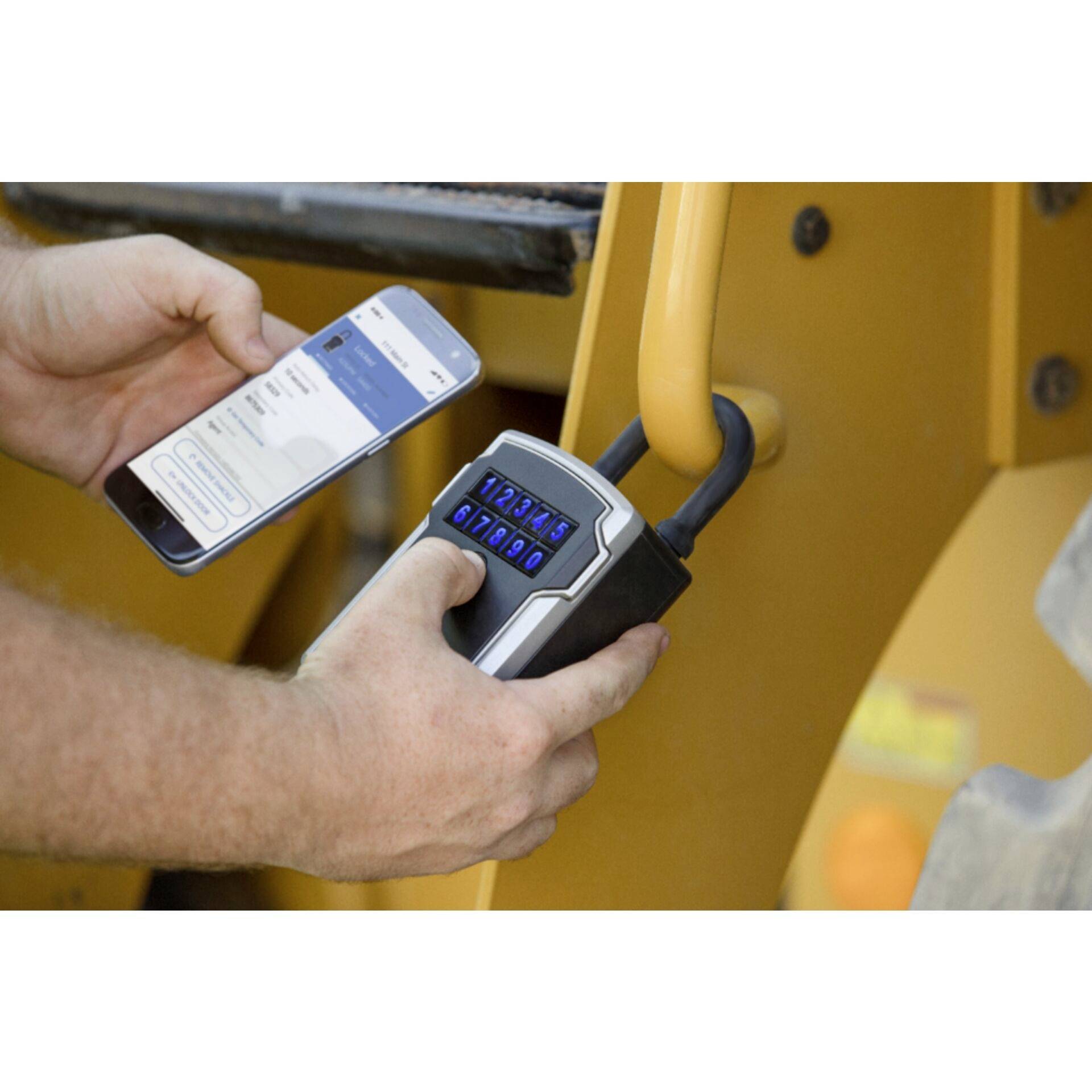 Master Lock P63348 5440EURD Coffre à clés avec serrure à combinaison