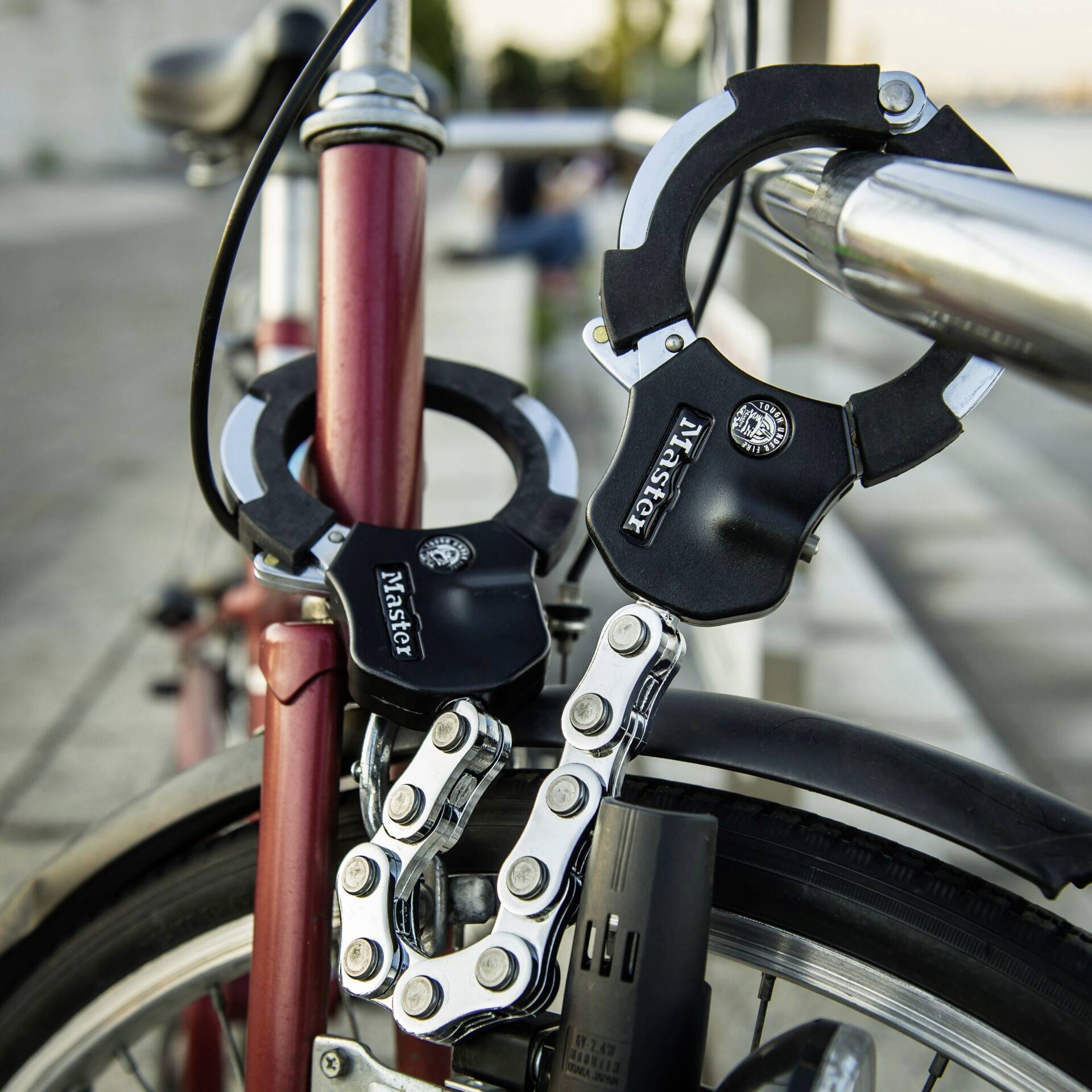 Master Lock 8290EURDPRO Antivol de cadre noir, argent fermeture à clé