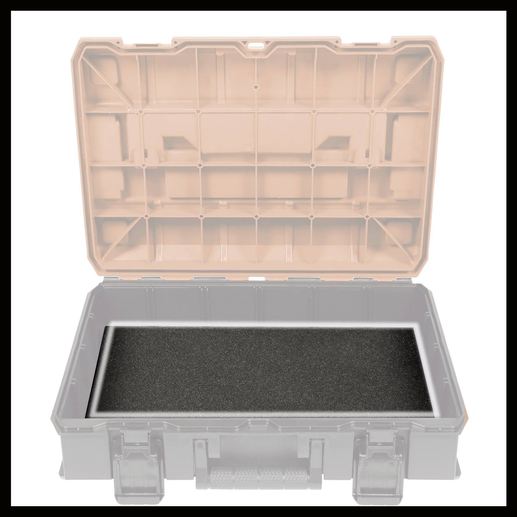 Un coffret à outils noir ouvert et vide, avec un insert rectangulaire rembourré dans la moitié inférieure du coffret.