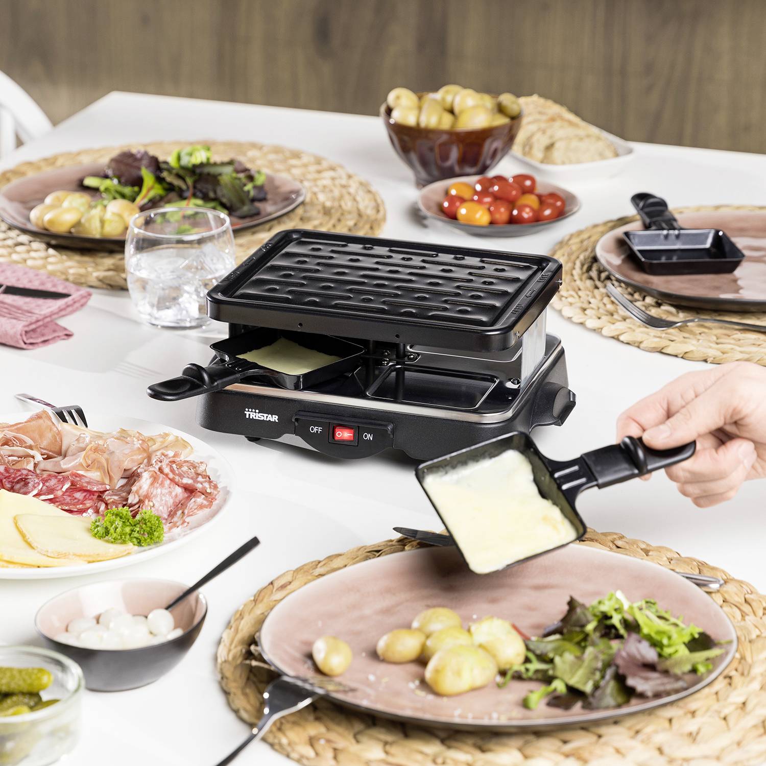 Tristar RA-2949 Appareil à raclette 4 poêlons noir