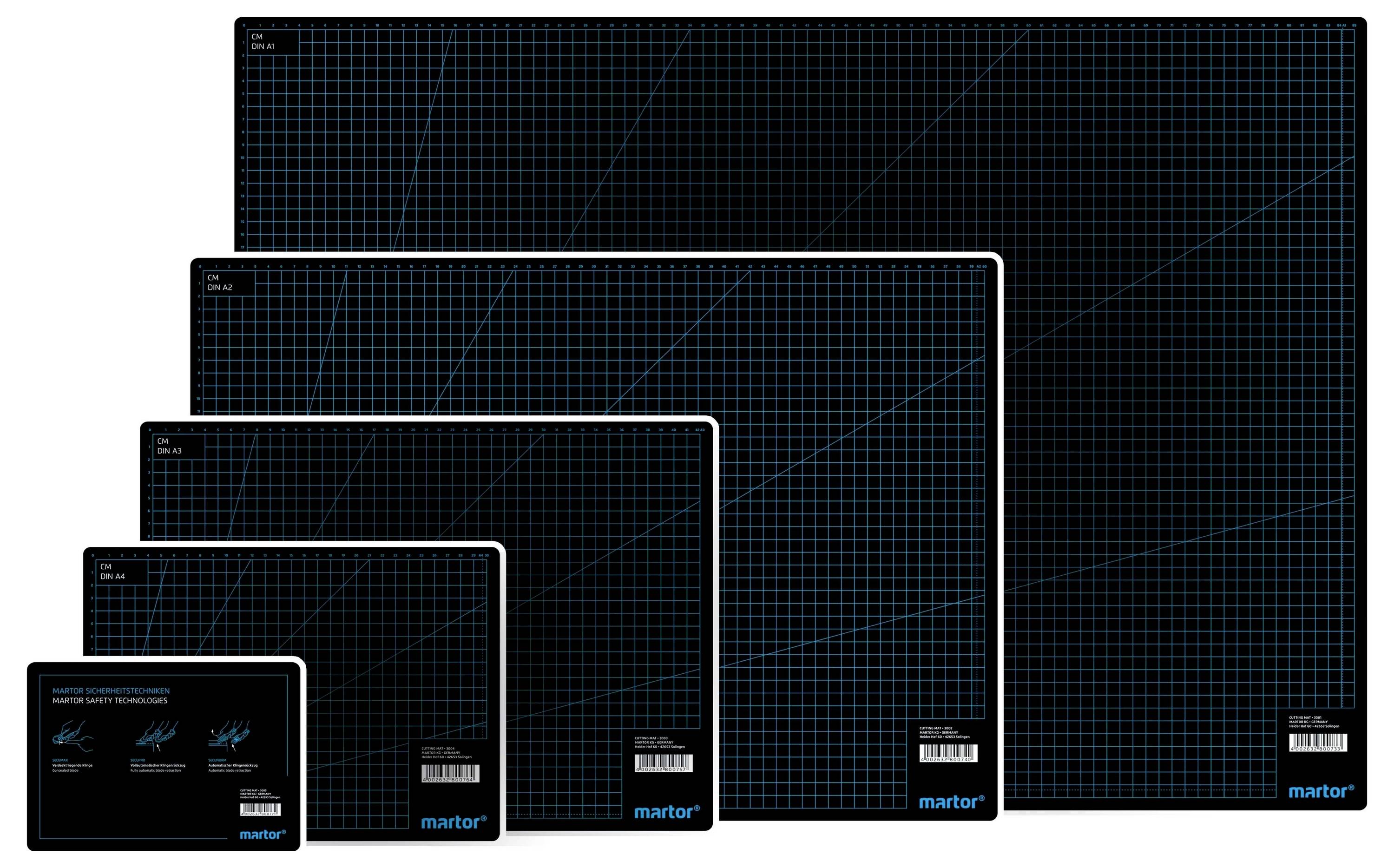 Différentes tailles de tapis de coupe noirs avec quadrillage bleu clair, idéaux pour la découpe précise et les travaux manuels.