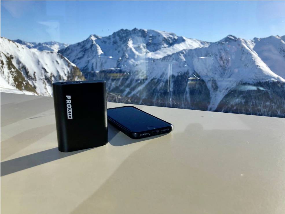 ProUser Powerbank (batterie supplémentaire) 10000 mAh Quick Charge 3.0, Power Delivery 3.0 Li-Ion USB-C® noir Affichage du statut