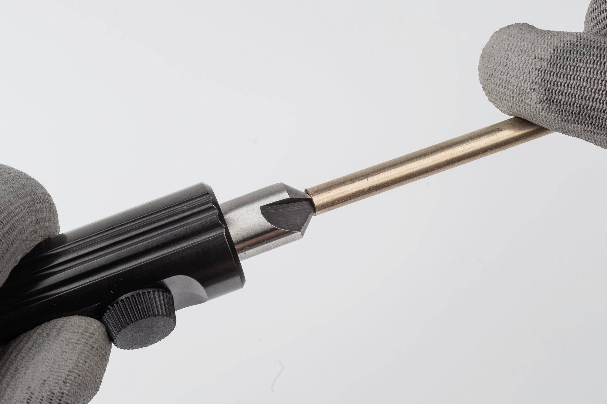 Vigor V5649 Dégrattoir pour conduites de frein