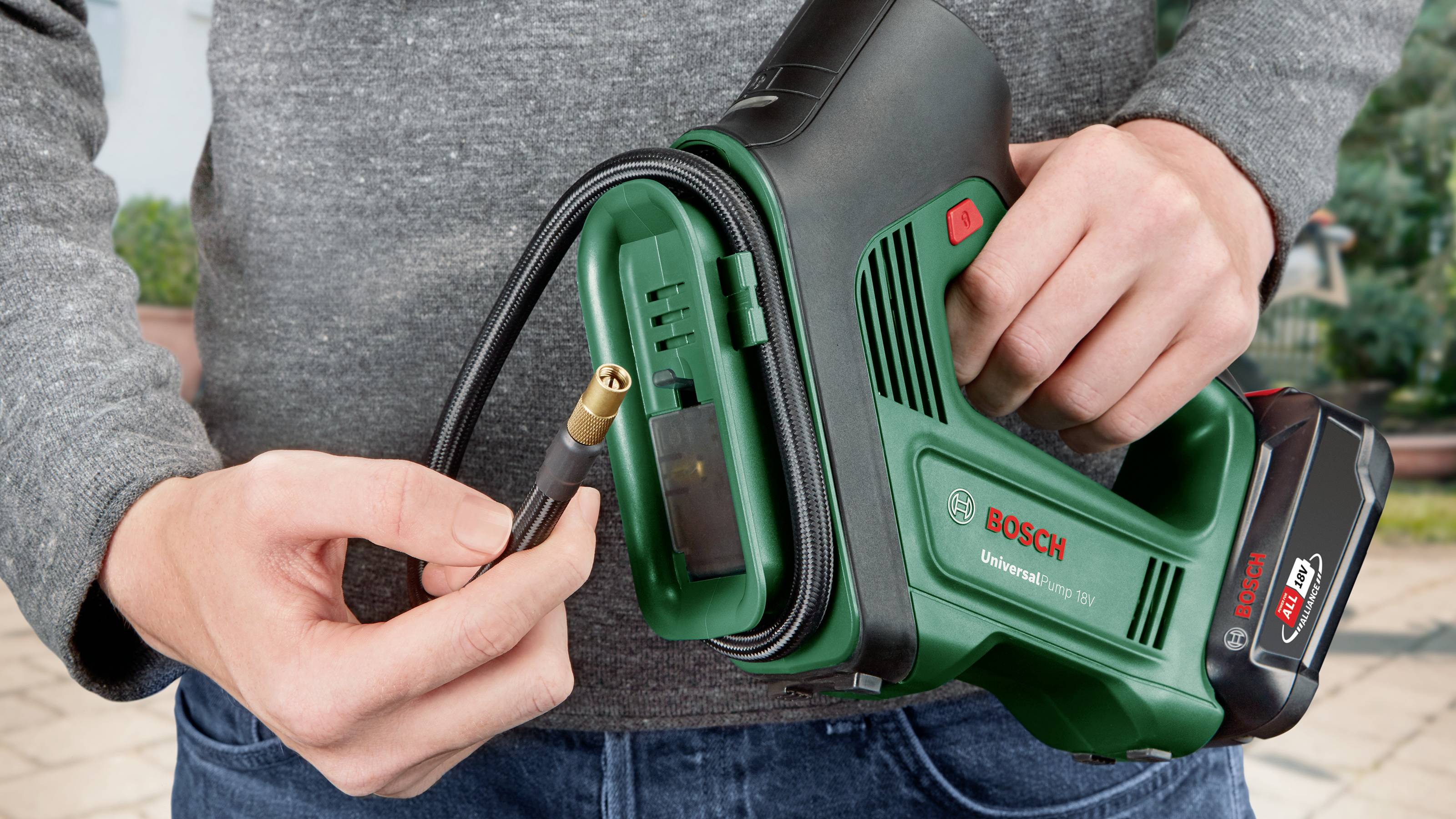 Bosch Home and Garden Pompe à air comprimé UniversalPump 18V 10.3 bar