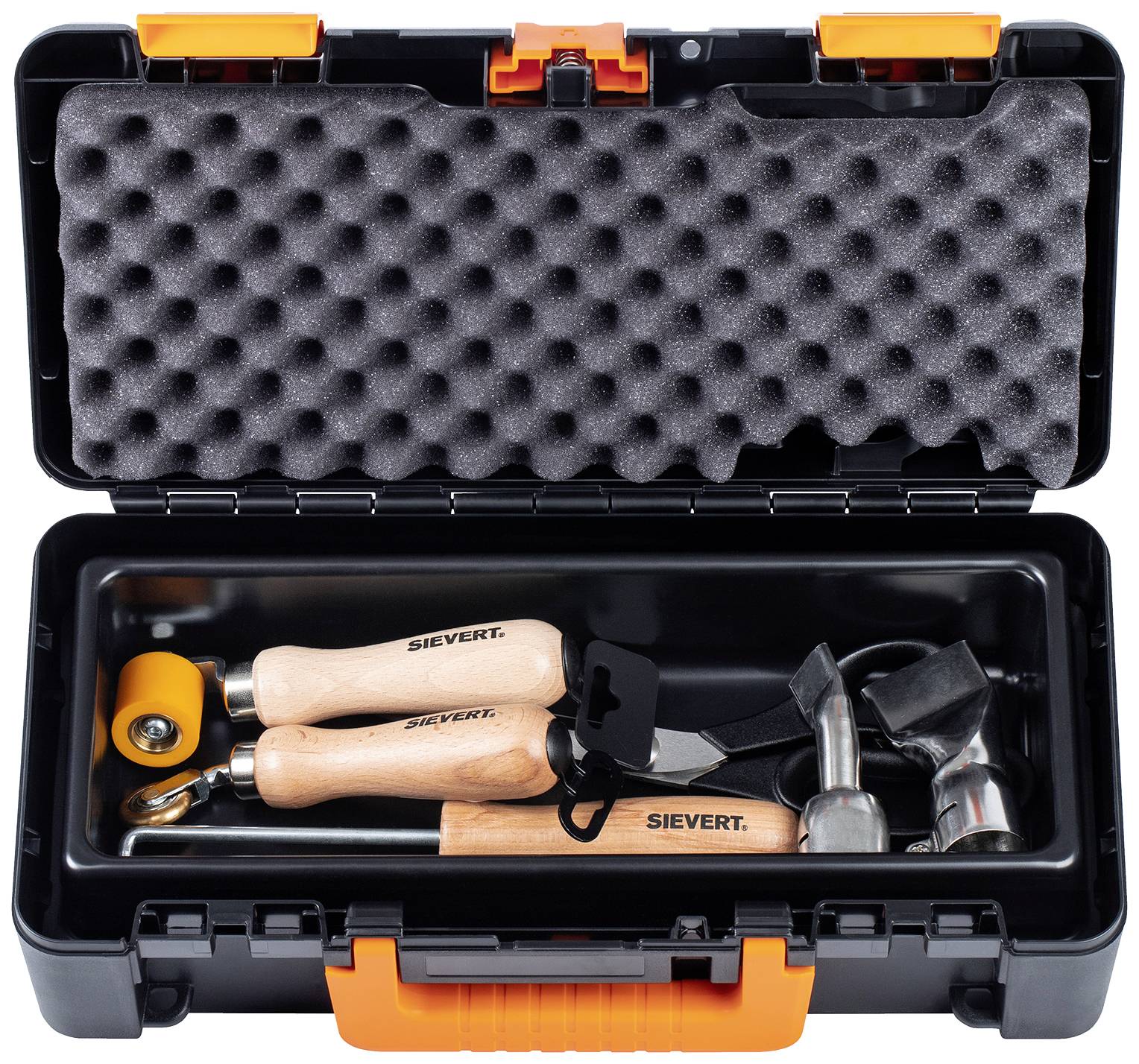 Une mallette à outils ouverte avec doublure en mousse, contenant divers outils à manches en bois, dont deux becs de brûleur.