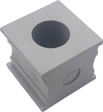 Pièce en plastique grise, carrée, avec un trou cylindrique central.