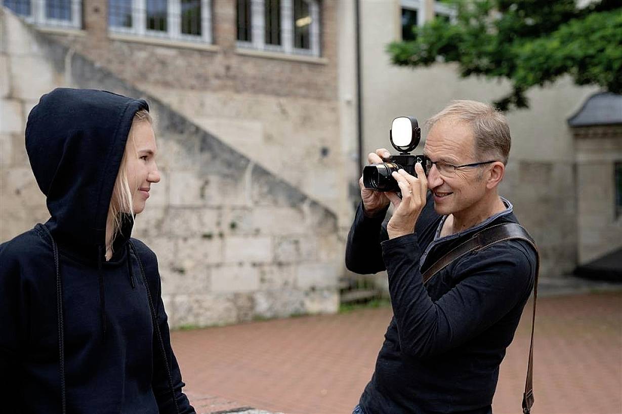 DÖRR MVL-77 Torche vidéo LED Nombre de LEDs=77 bicolore