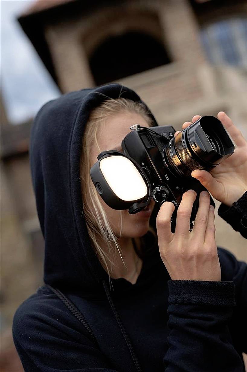 DÖRR MVL-77 Torche vidéo LED Nombre de LEDs=77 bicolore