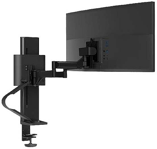 Un bras de support noir maintient un grand écran fixé à une table. Le bras est réglable de manière flexible.