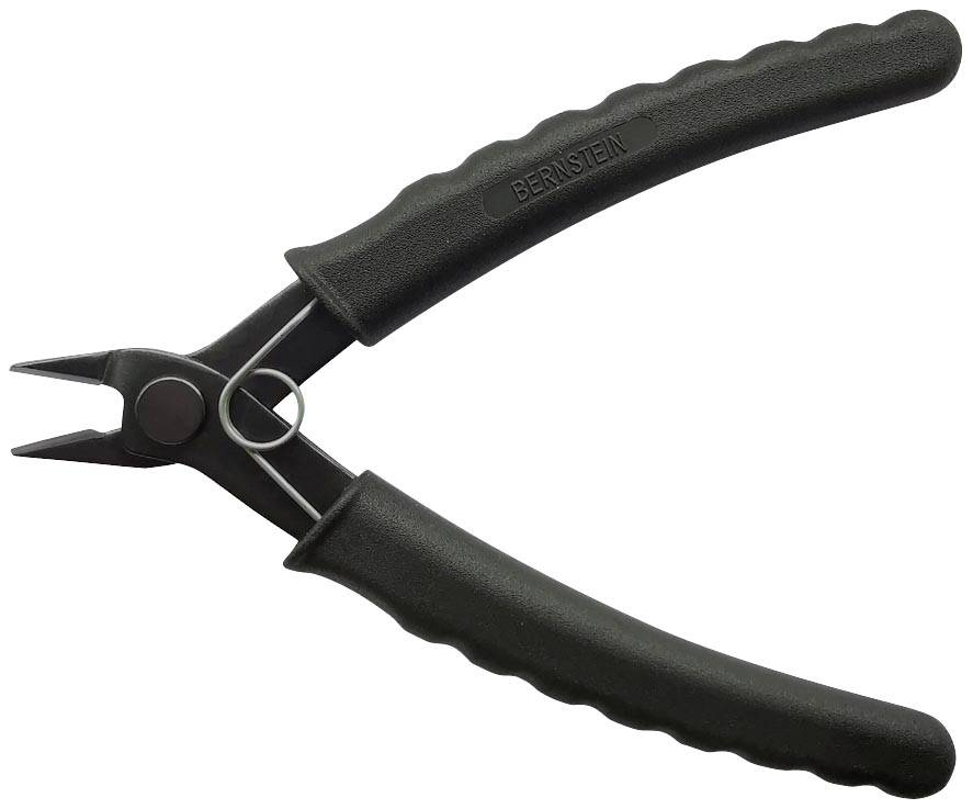 Coupe-câbles noir avec poignées ergonomiques, adapté pour couper des fils et des câbles, sur fond blanc.