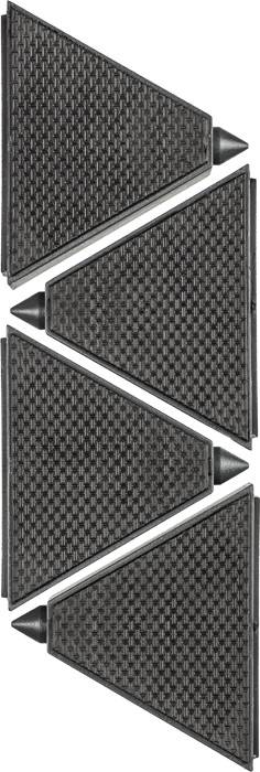 Quatre tapis antidérapants triangulaires noirs texturés sont disposés côte à côte sur un fond blanc.