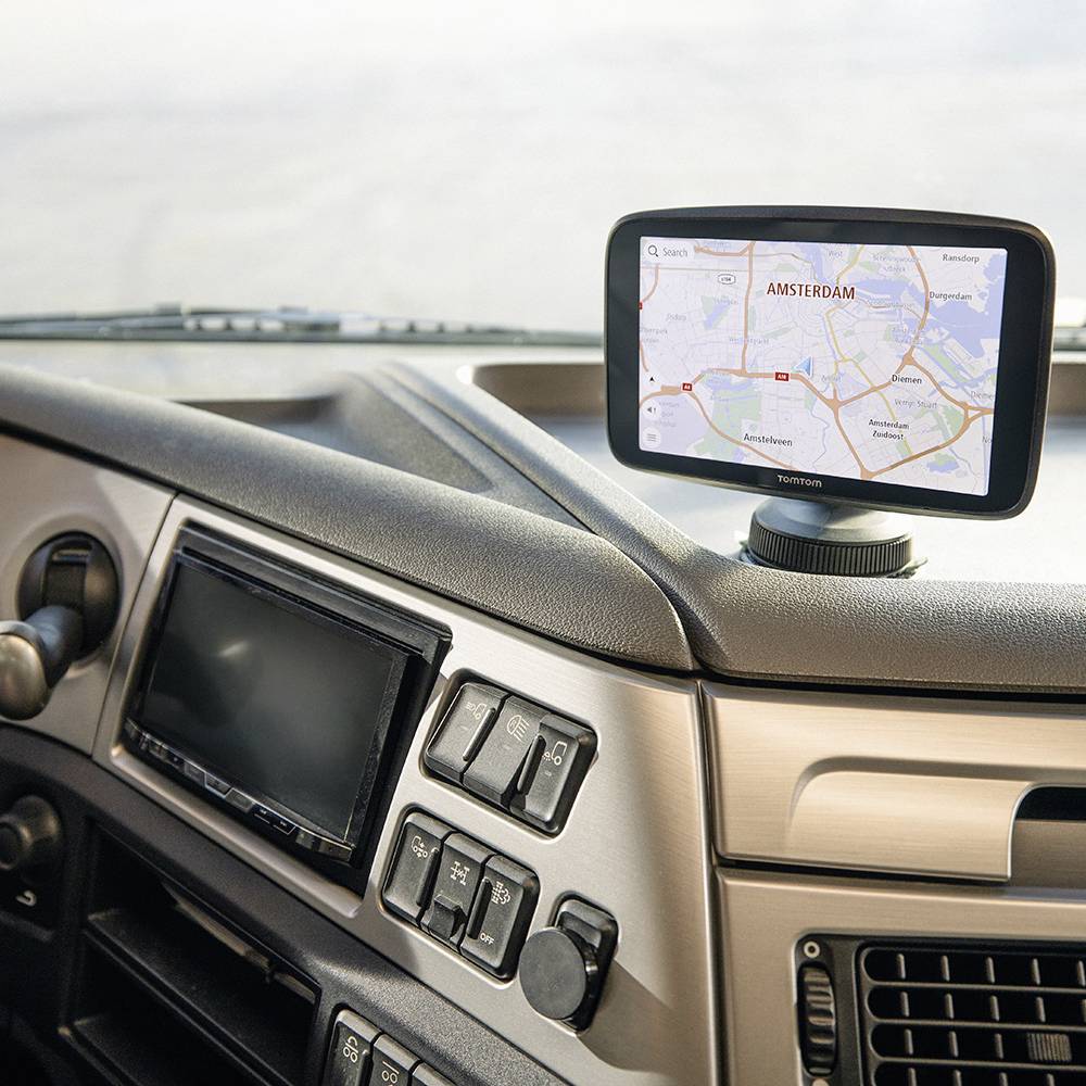TomTom TT GO EXPERT 5" GPS pour automobile 12.7 cm 5 pouces
