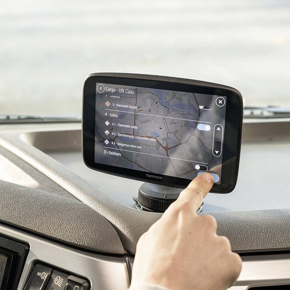 TomTom TT GO EXPERT 5" GPS pour automobile 12.7 cm 5 pouces