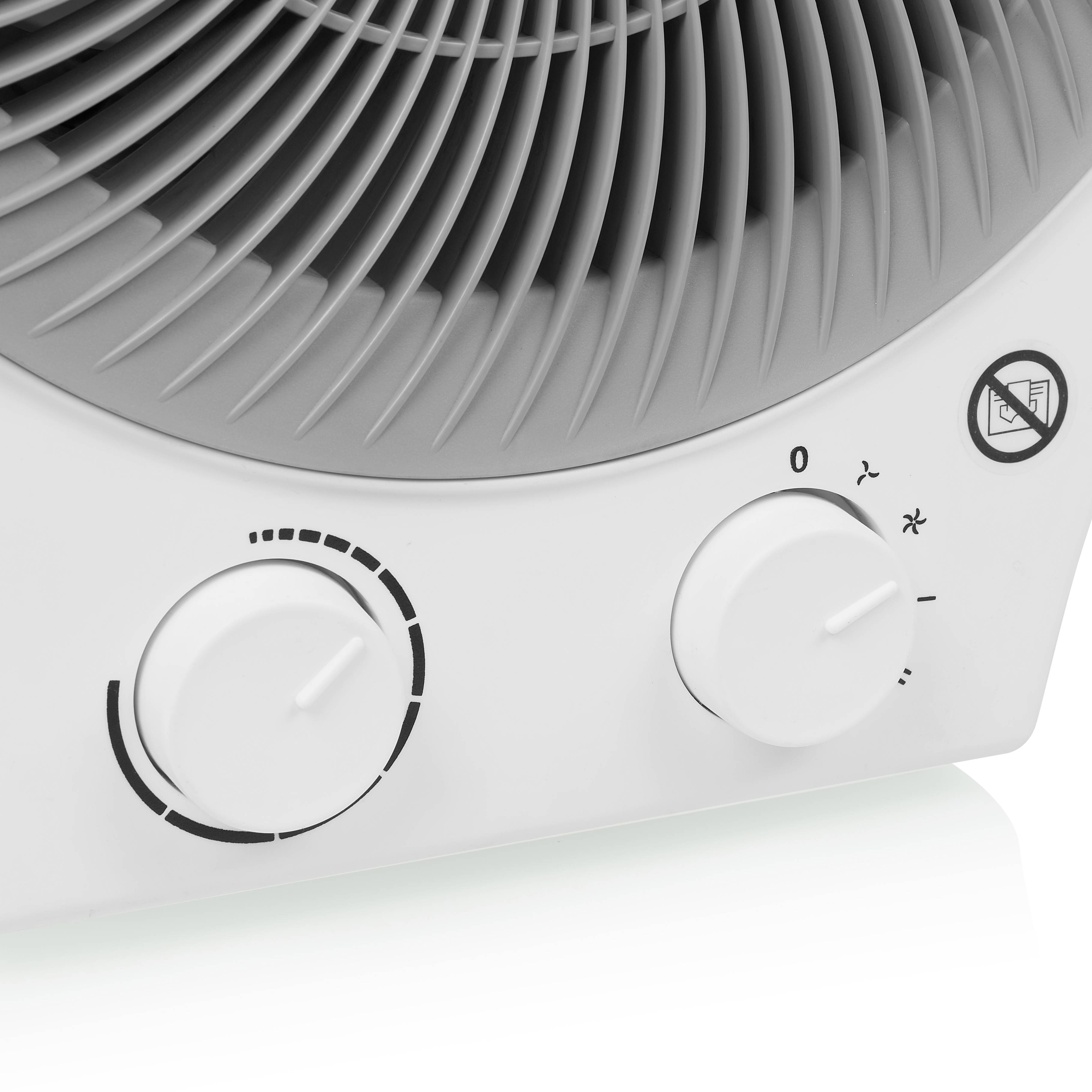 Un radiateur électrique blanc avec deux boutons rotatifs : celui de gauche pour le réglage de la température, celui de droite pour l'intensité de chaleur. En haut, une grille de ventilation.